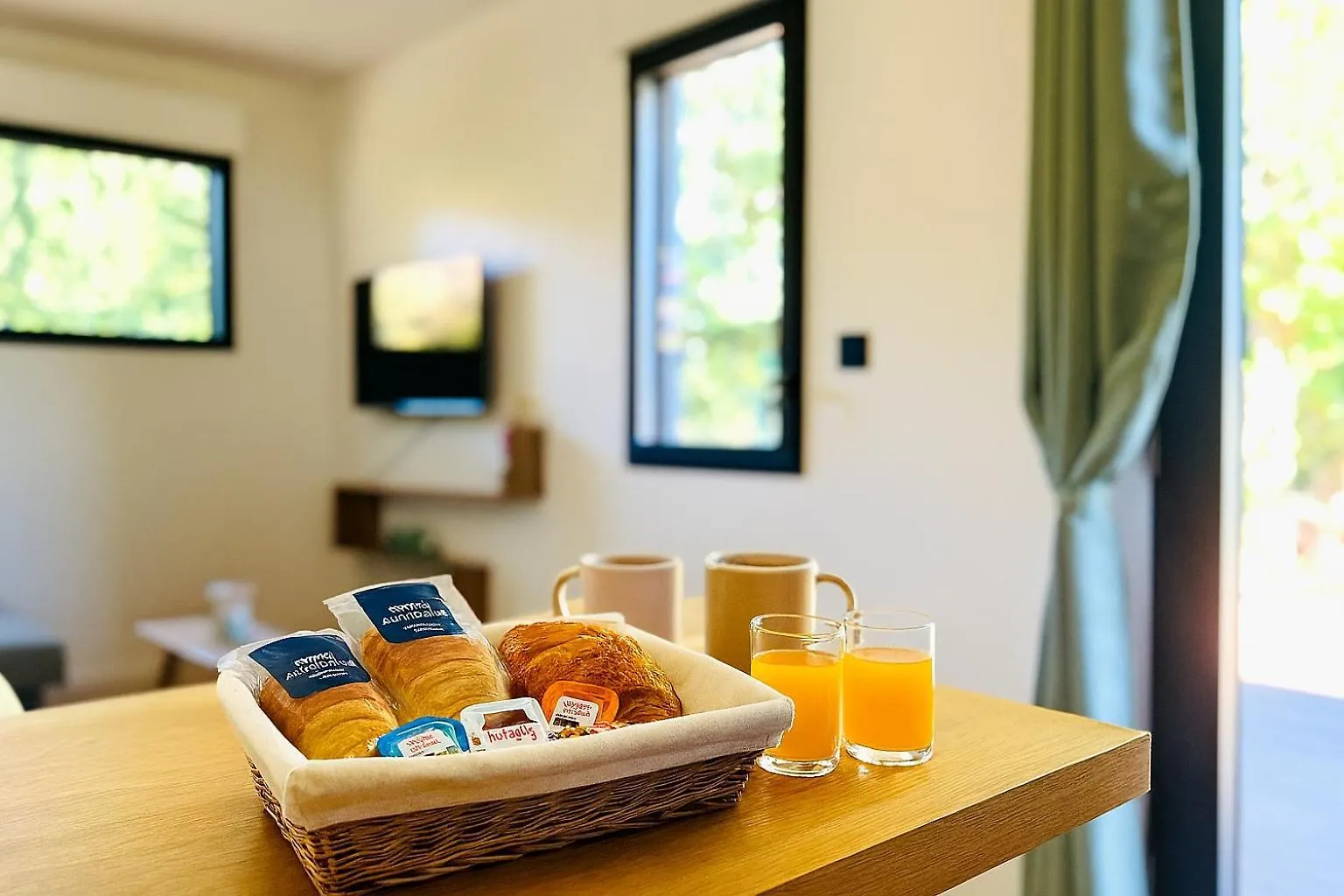 Bourg-des-Comptes Domaine Du Mafay - Lodge Broceliande 0*,  צרפת